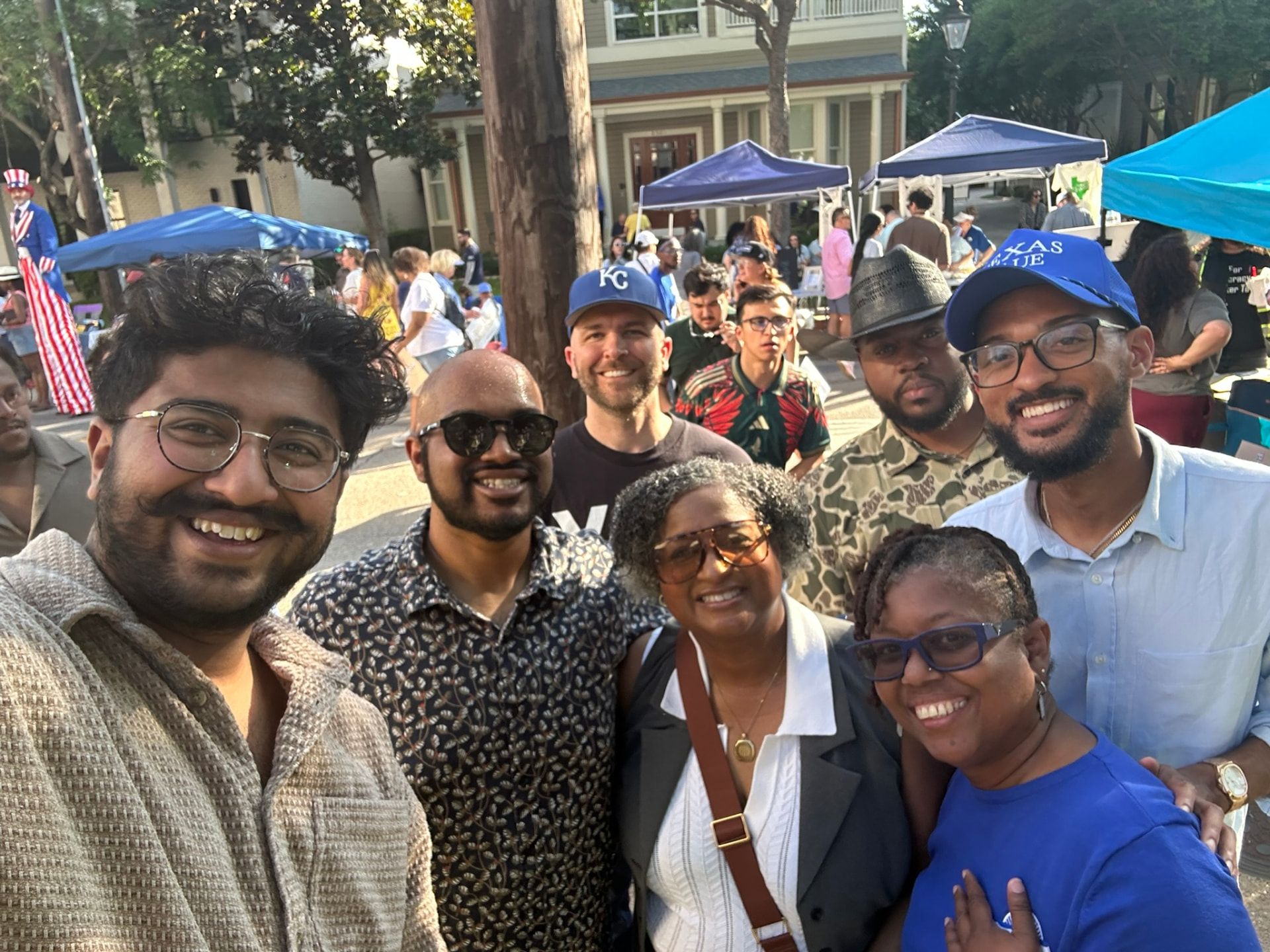 Simon Mathew at a community event, photo 1